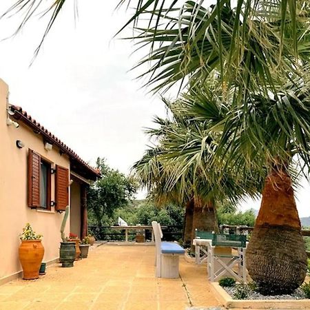 Souda'S Nest Villa ปลาเกียส ภายนอก รูปภาพ